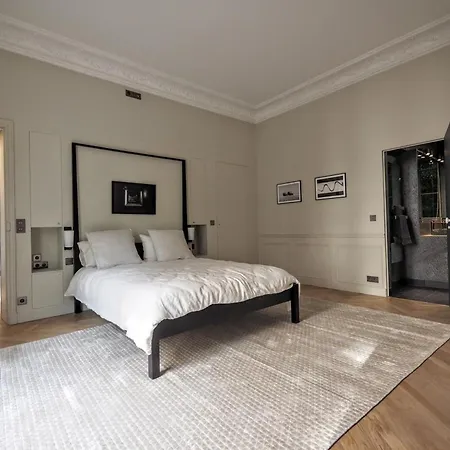 Quai Dorsay Exception In * Parigi