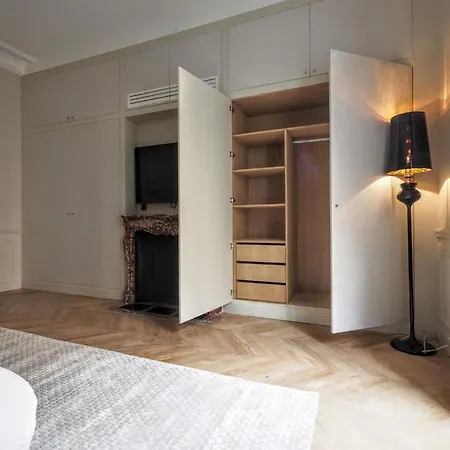 Quai Dorsay Exception In Daire Paris