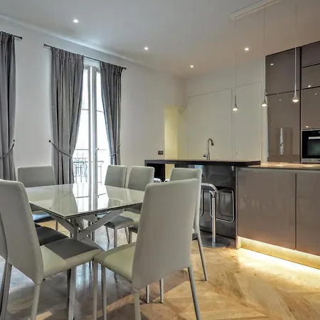 Quai Dorsay Exception In