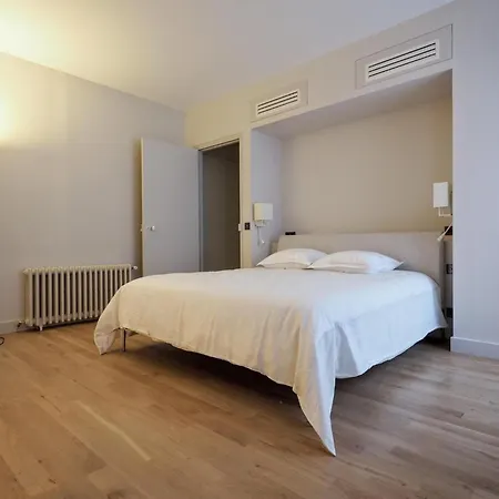 Appartamento Quai Dorsay Exception In *