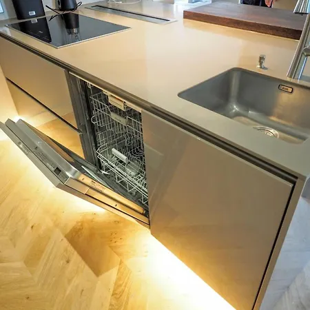 Quai Dorsay Exception In Apartman *